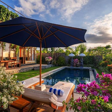 Villa Ambara Sumberkima 班尤温当 外观 照片
