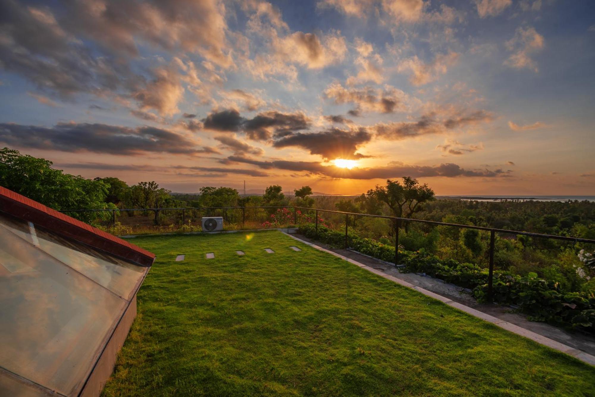 Villa Ambara Sumberkima 班尤温当 外观 照片