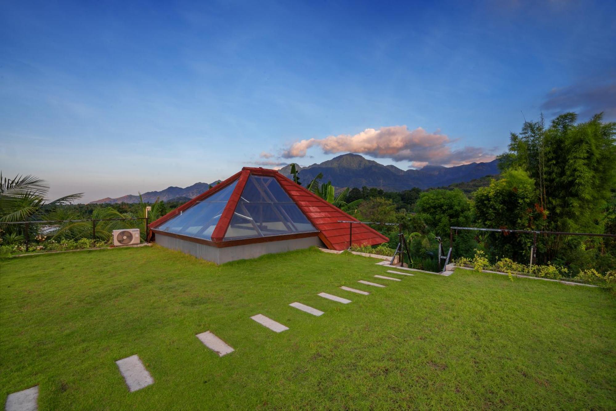 Villa Ambara Sumberkima 班尤温当 外观 照片